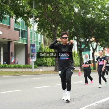 Runner Photo 3947894