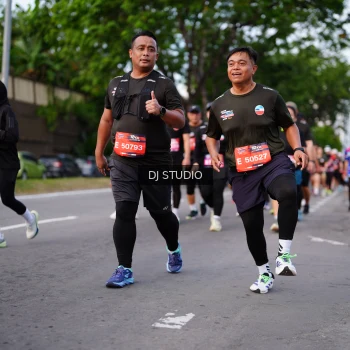 Runner Photo 3947977