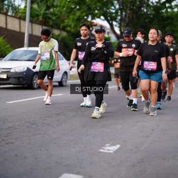Runner Photo 3948014