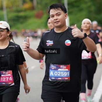 Runner Photo 3948135