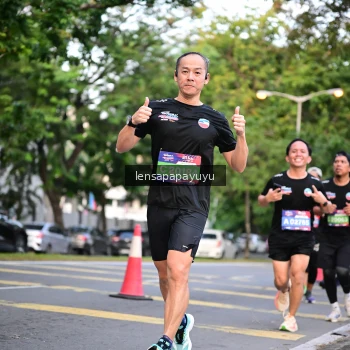 Runner Photo 3948155
