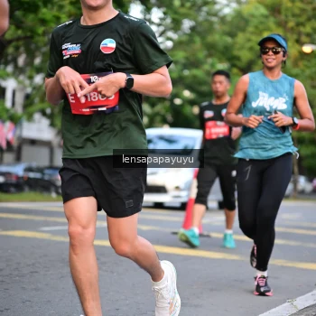 Runner Photo 3948191