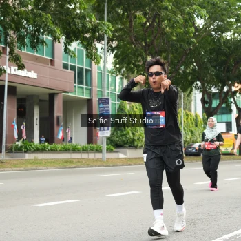 Runner Photo 3948216