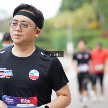 Runner Photo 3948221