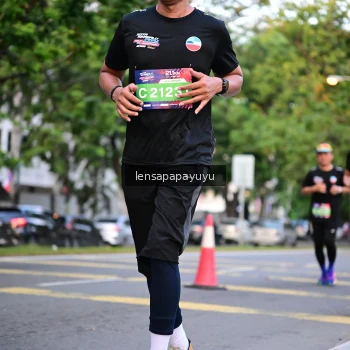 Runner Photo 3948329