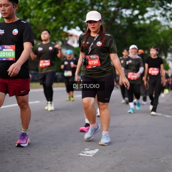 Runner Photo 3948336