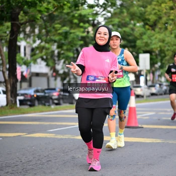 Runner Photo 3948447