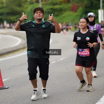 Runner Photo 3948552