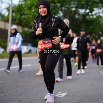 Runner Photo 3948579