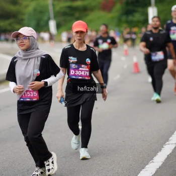 Runner Photo 3948587