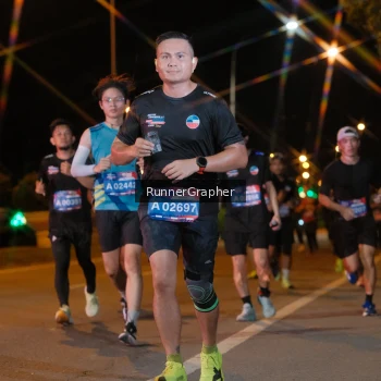 Runner Photo 3948594