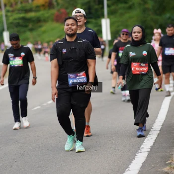 Runner Photo 3948600