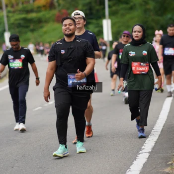 Runner Photo 3948601