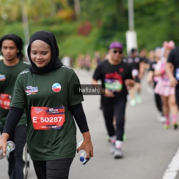Runner Photo 3948630