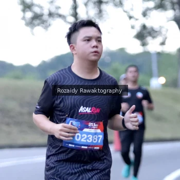 Runner Photo 3948639