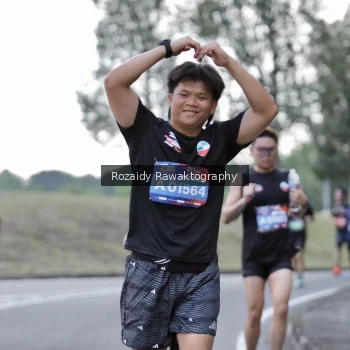 Runner Photo 3948651
