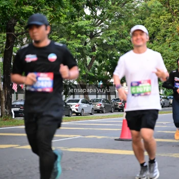 Runner Photo 3948653