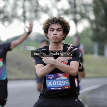 Runner Photo 3948655