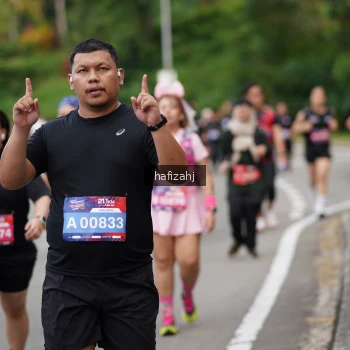 Runner Photo 3948660