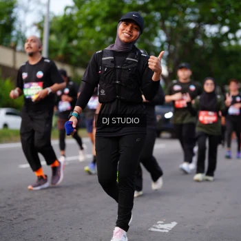 Runner Photo 3948671