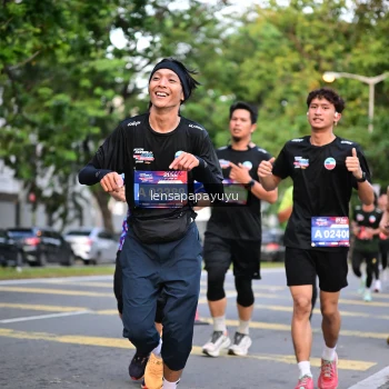 Runner Photo 3948675