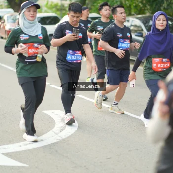 Runner Photo 3948694