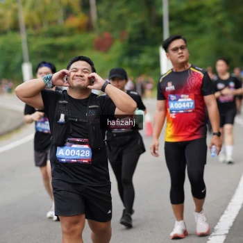 Runner Photo 3948695