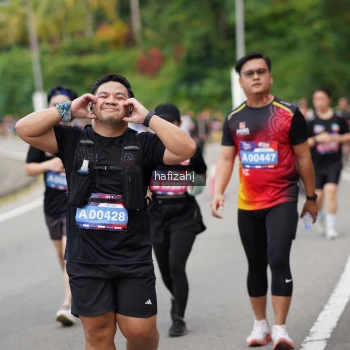 Runner Photo 3948696