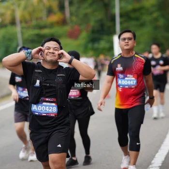 Runner Photo 3948705