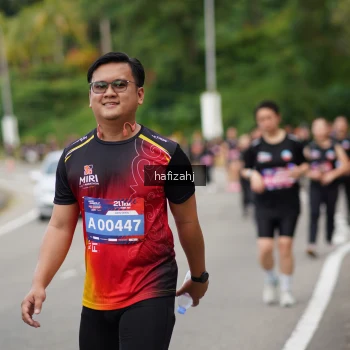 Runner Photo 3948719