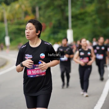Runner Photo 3948735