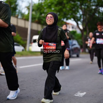 Runner Photo 3948755