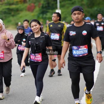 Runner Photo 3948770