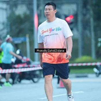 Runner Photo 3948774