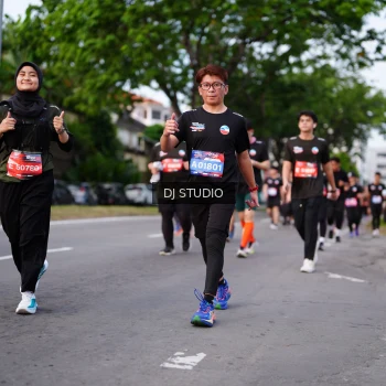 Runner Photo 3948775