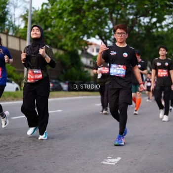 Runner Photo 3948789