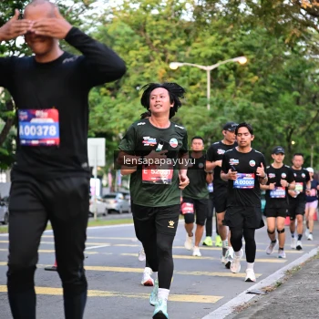 Runner Photo 3948810