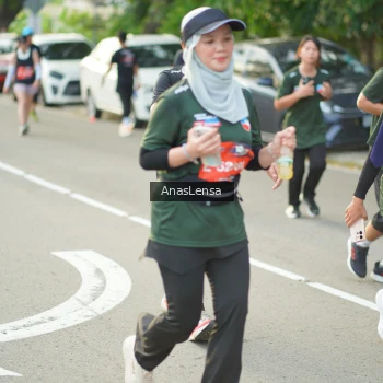Runner Photo 3948829