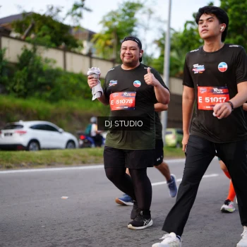 Runner Photo 3948874
