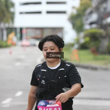 Runner Photo 3948875