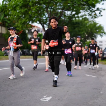 Runner Photo 3948903