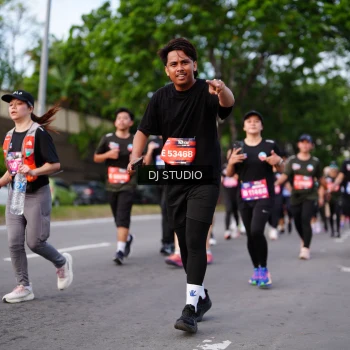 Runner Photo 3948930