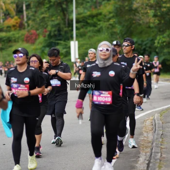 Runner Photo 3948945