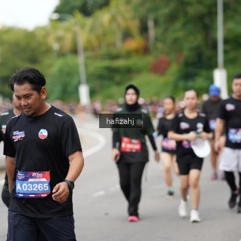 Runner Photo 3949011