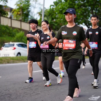 Runner Photo 3949022