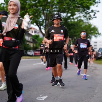 Runner Photo 3949186