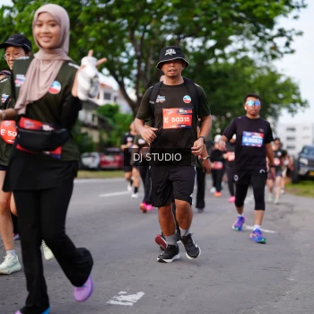 Runner Photo 3949213