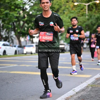 Runner Photo 3949297