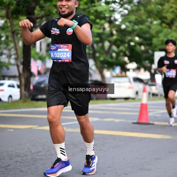 Runner Photo 3949341