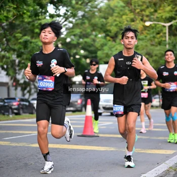 Runner Photo 3949362